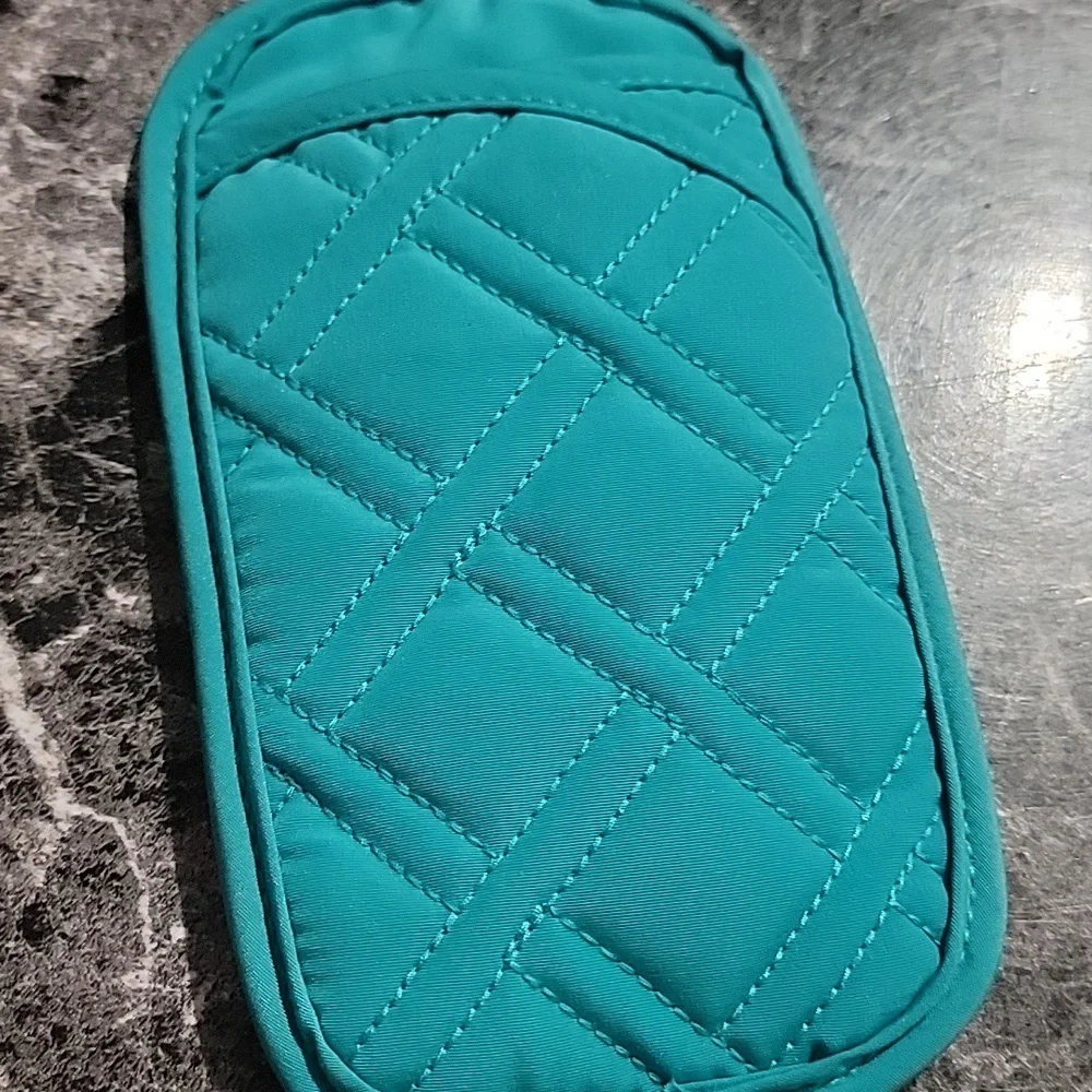 Accessories Bundle - Picture 15 of 15